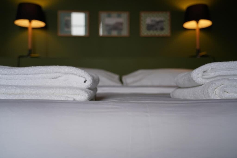 Bedroom 2, Hôtel de le Houle, Ille-et-Vilaine