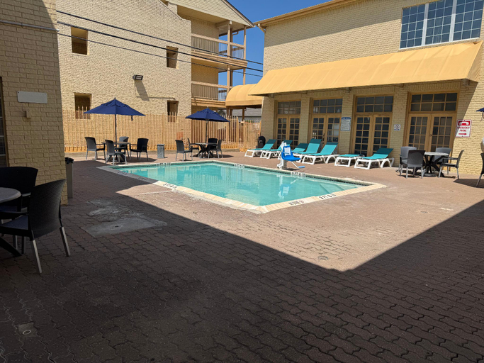 5, Day Inn Motel, Williamson