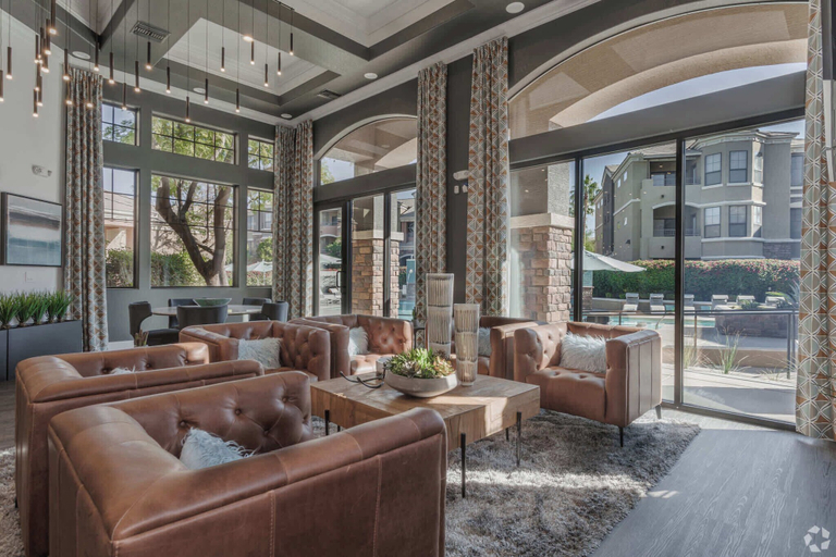 Lobby, Boulevard Stays - Glendale Stadium, Maricopa