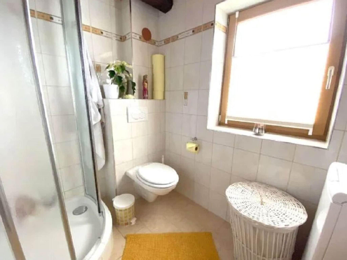 Bathroom 3, Andis Berghutte Comfortable holiday residence, Sankt Veit an der Glan