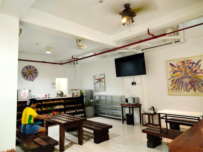 Others, 691 Sulit Dormitel, Muntinlupa