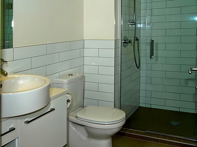 Bathroom, Hananui Lodge and Apartments, Far North