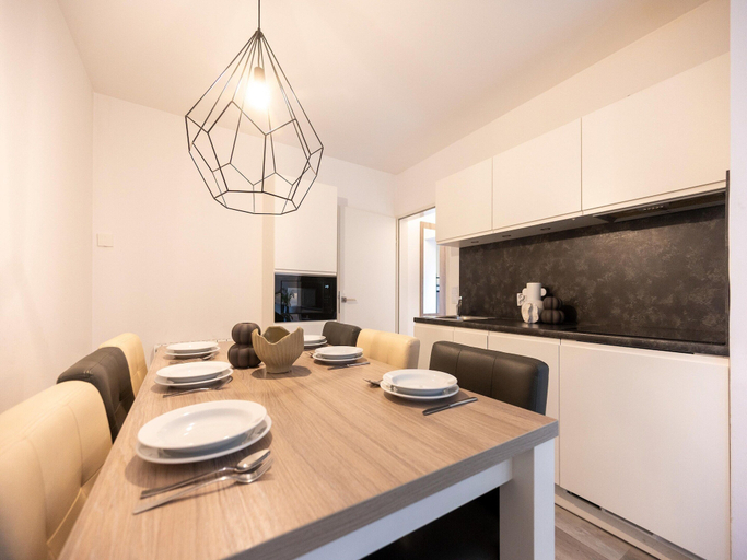 Private kitchen, Hambachtal Forest Hideaway Boutique Resort, Birkenfeld