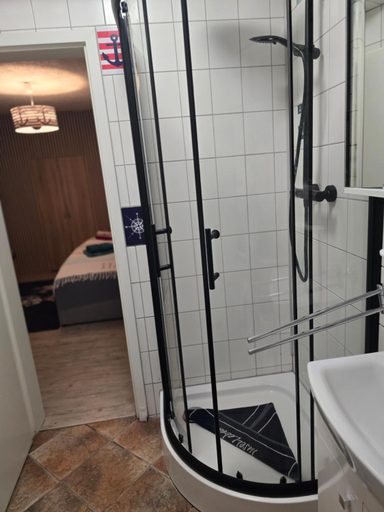 Bathroom 2, Heimathafen Uckeritz Boutique Hotel, Vorpommern-Greifswald