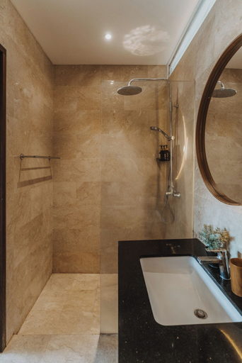 Bathroom 3, Casa Rumi, Badung