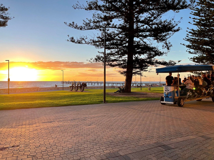 View from property 2, Stylish 2-bed With Terrace, 3-min Walk to Beach, Adelaide