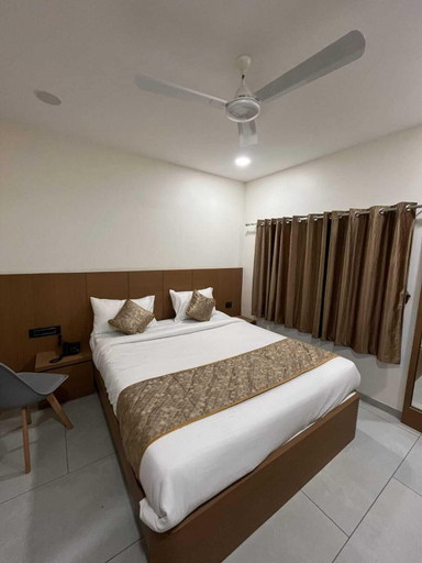 Room 3, Urban Stays Service Apartment, Nagpur