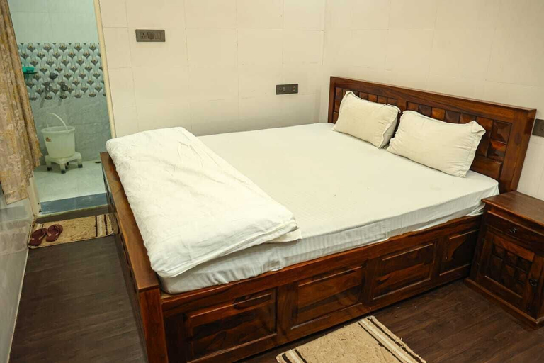 Room 5, SHRI RAGHAV HOME STAY, Churu