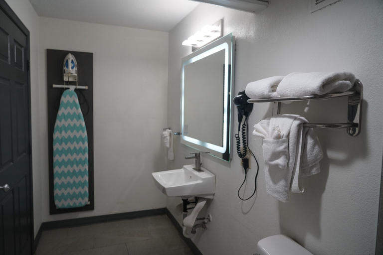 Bathroom 4, Ramada by Wyndham Harrisonburg, Harrisonburg