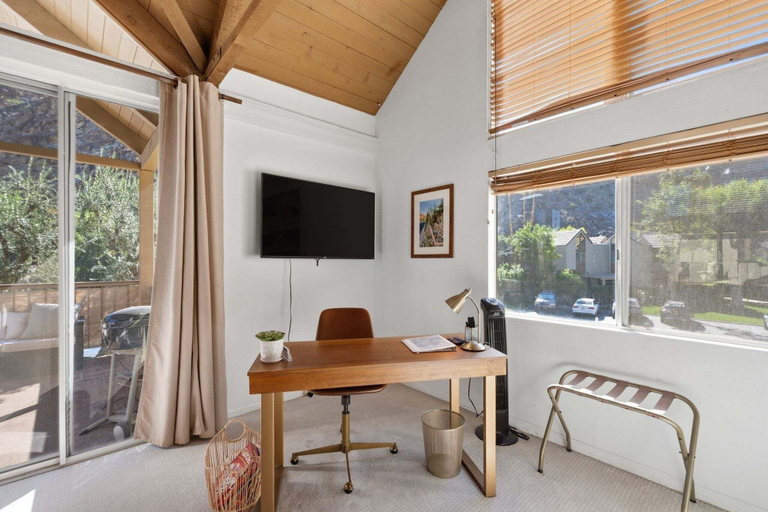 Interior 3, Desert Escape With Private Balcony Condo, Riverside
