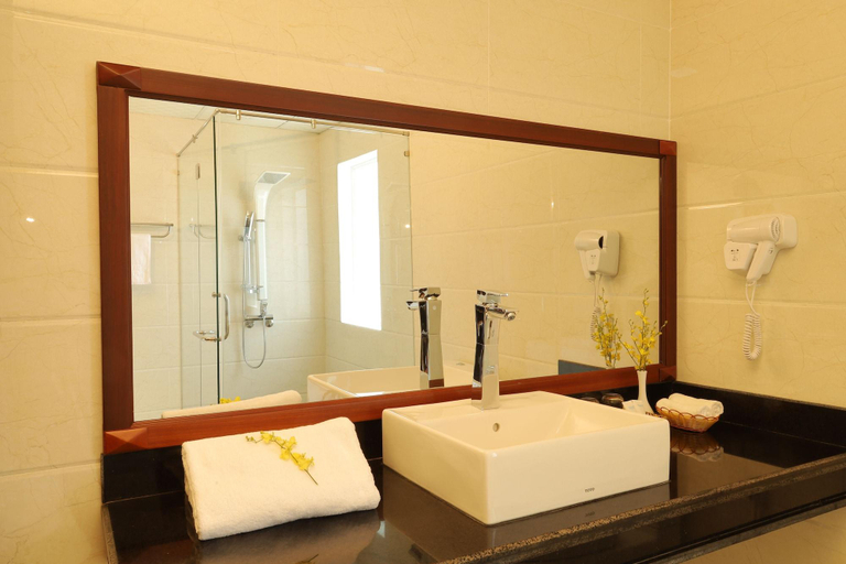 Bathroom 4, Pleiku Hotel By Gia Lai Tourist, Pleiku