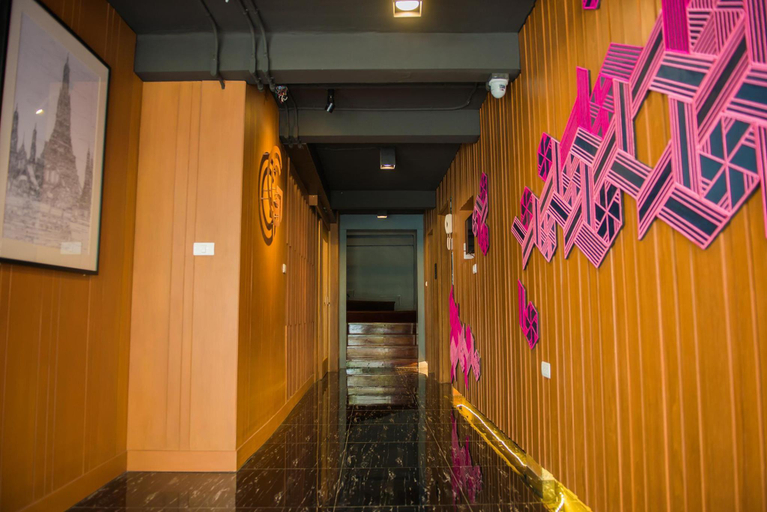 Public Area 2, GN Luxury Hostel, Ratchathewi