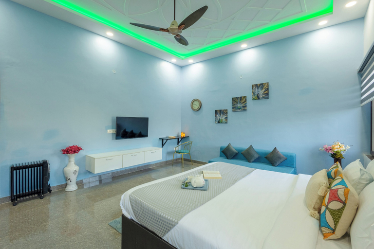 Room 4, ELIVAAS Aarul Farm 4BHK Villa with Pool, Mewat