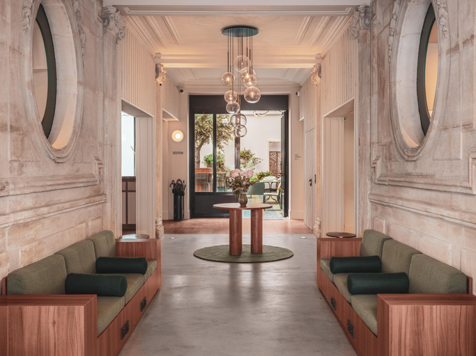 Public Area 4, Hôtel Belleval, Paris