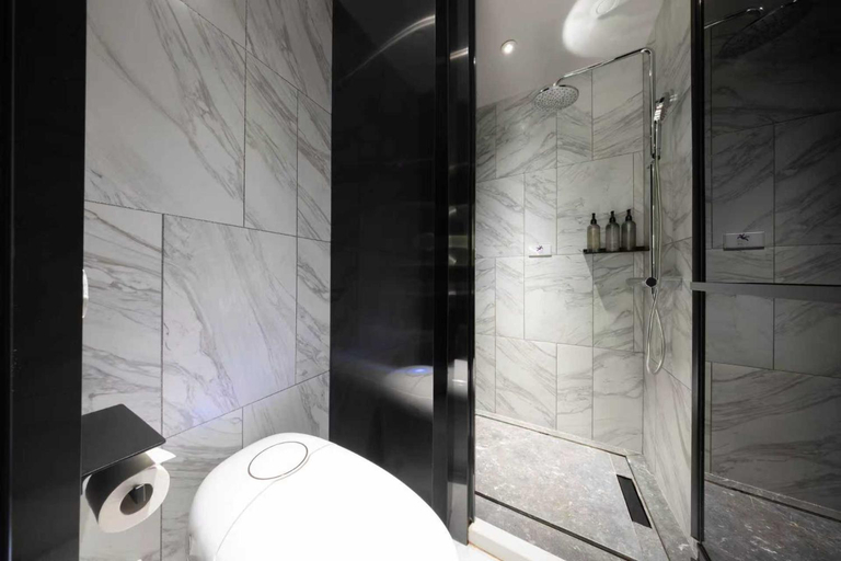 Bathroom 3, Mercure Beijing Qianmen, Beijing
