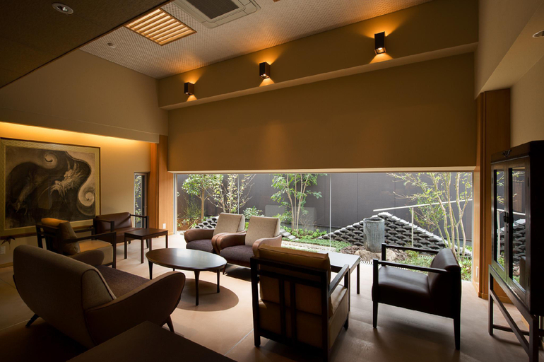 Public Area 3, Migiwaya, Yaizu