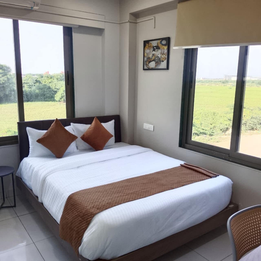 Room 4, Lexora Hotel, Ahmadabad