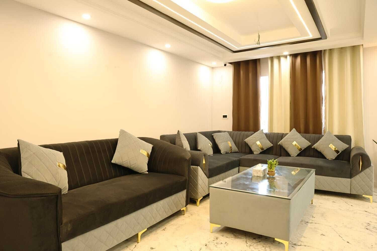 Living area 5, Lotus Infinity Hotel Haridwar by Akshay, Dehradun
