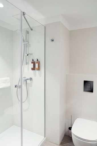 Bathroom 4, Q Hotel Plus Wrocław Bielany, Środa Śląska
