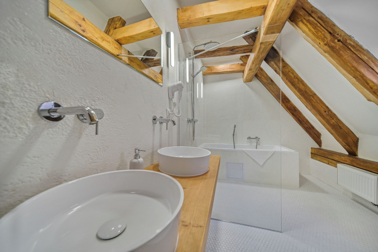 Bathroom 4, Hotel-Restaurant Svamberský Dum, Český Krumlov