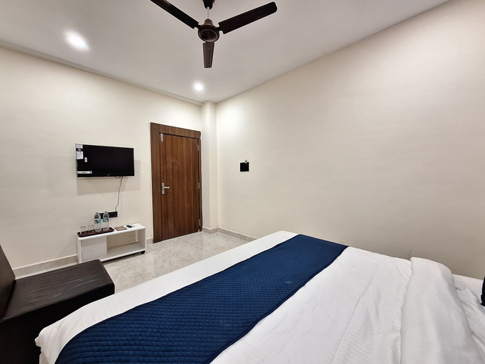 Room 5, Hotel Gravity by De Tulip, Bhopal