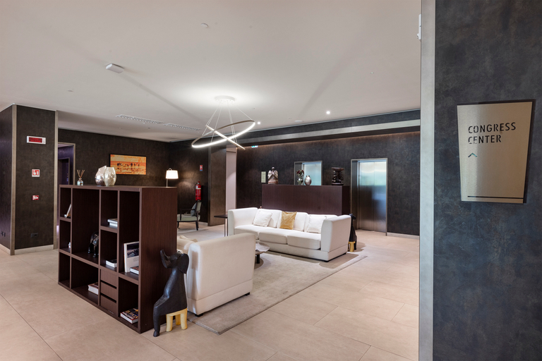 Public Area 4, Doubletree by Hilton Pointe-Noire, Pointe Noire