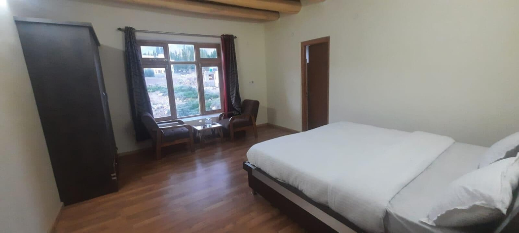 Room 5, Orion Home, Leh