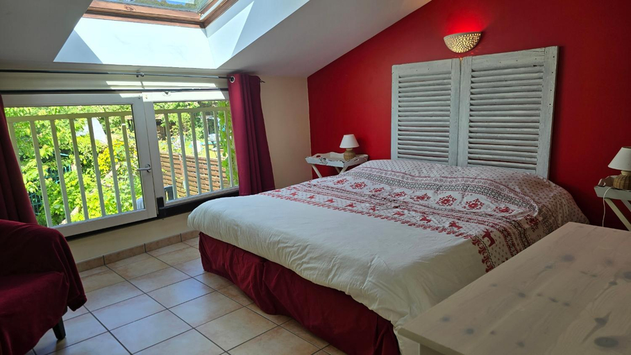 Bedroom, L'Estapade des Tourelons, Drôme