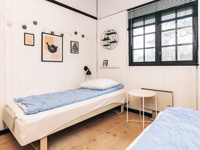 Bedroom 2, Spacious Holiday Home in Væggerløse near Sea, Guldborgsund