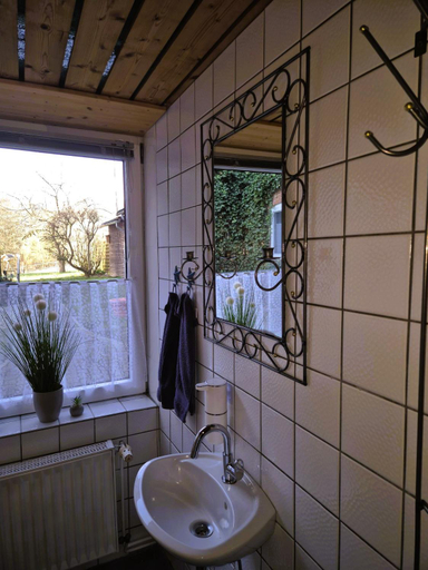 Bathroom 2, Ostsee Pension Pohnsdorfer Muhle, Ostholstein