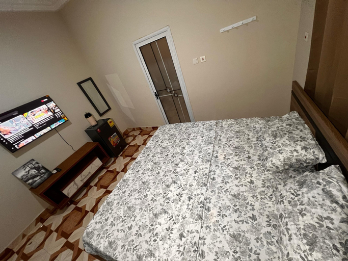 Room 3, 365 PLAZA, Ga East