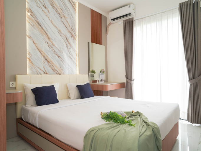 Bedroom 5, Bright and Homey Studio Room at Apartment Sky House BSD By Travelio, Tangerang Selatan