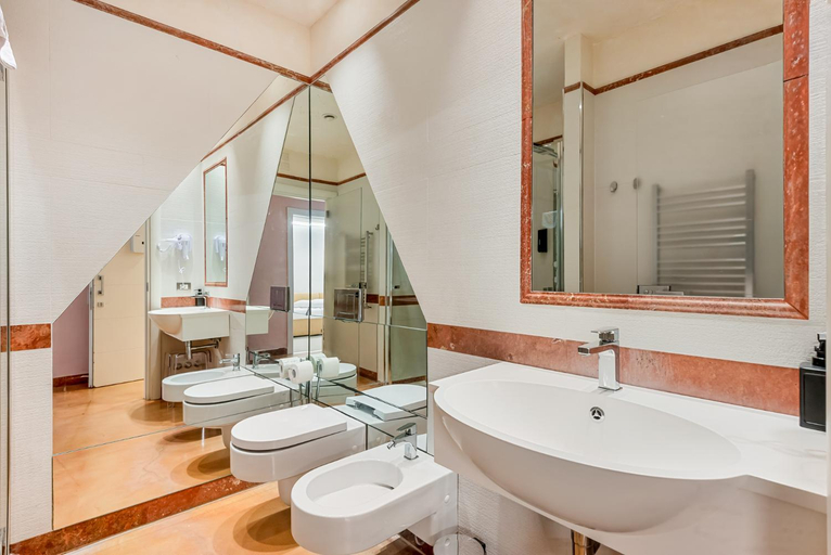 Bathroom 3, Aurora Garden Lodging - Rooms & Apartment, Florence