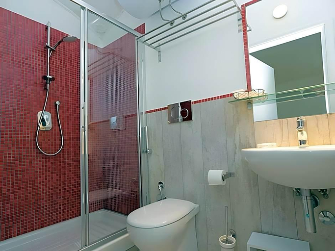 Bathroom 5, Houspitality Nero B&B, Roma