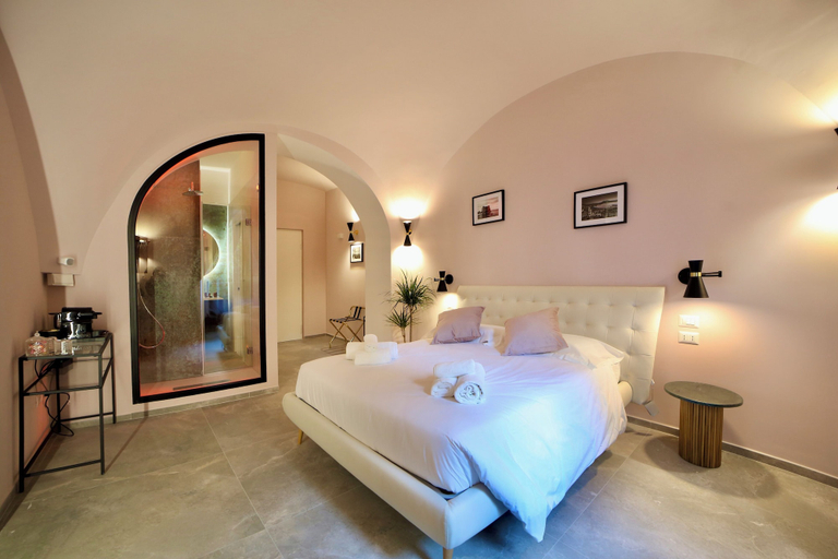 Room 2, Incanto Napoli, Napoli