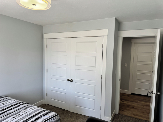 Room 2, Salt Lake County Housing, Salt Lake