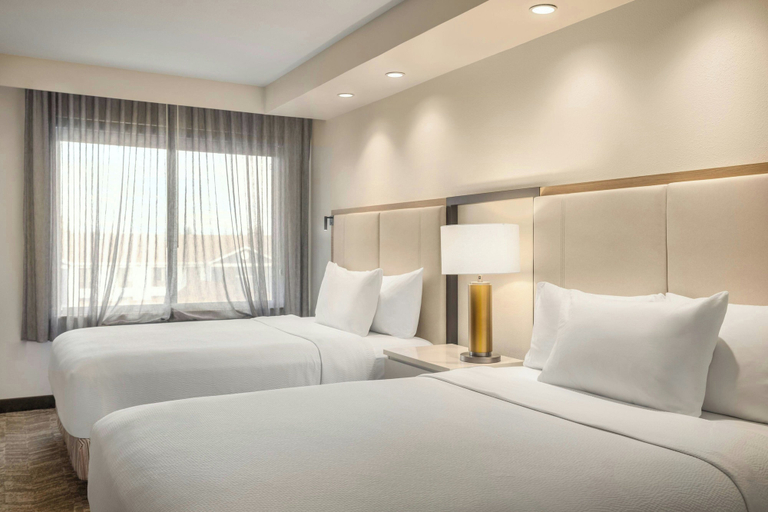 Bedroom 3, SpringHill Suites by Marriott Fresno, Fresno