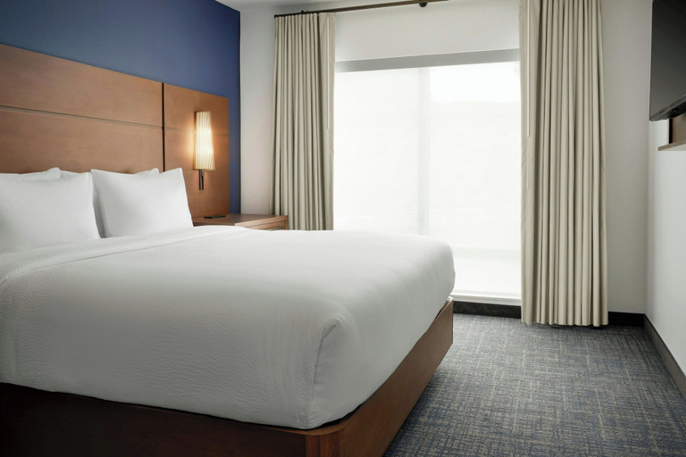 Bedroom 2, Residence Inn by Marriott Ventura Beach, Ventura