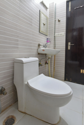Bathroom 3, Hotel Shri Kanhaiya Niwas, Jaipur