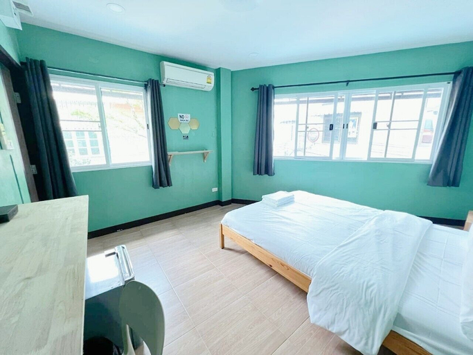 Room 5, GO INN The Giant Swing, Phra Nakhon