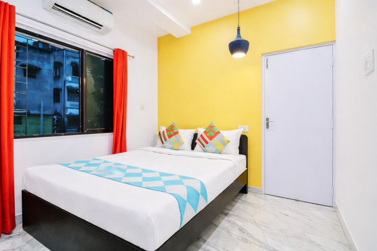 Room 5, Hotel M M Homestay Howrah, Haora