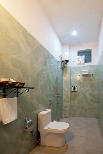 Bathroom 4, Alaya stays Colonel Retreat 3 BHK, Udaipur