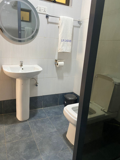 Bathroom 4, Lake Naivasha Lazurus Lodge, Naivasha