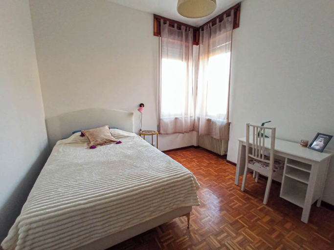 Bedroom 3, Lilly's Home, Treviso