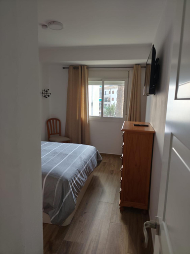 Bedroom 3, Blue Ocean Apartments, Málaga
