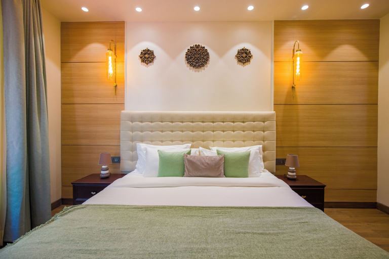 Room 2, ELIVAAS Varsha Greens 4 BHK with Pool, Mewat