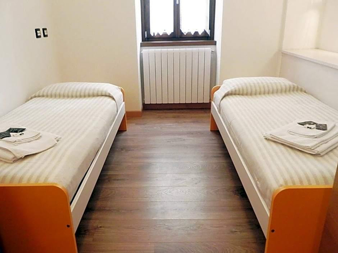 Bedroom 3, Residence Acero Rosso, Brescia
