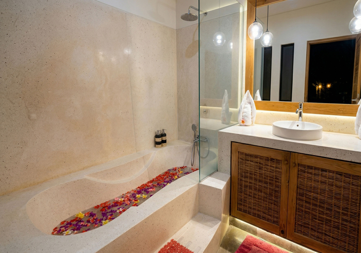 Bathroom 4, Villa Frangipani Seminyak, Badung
