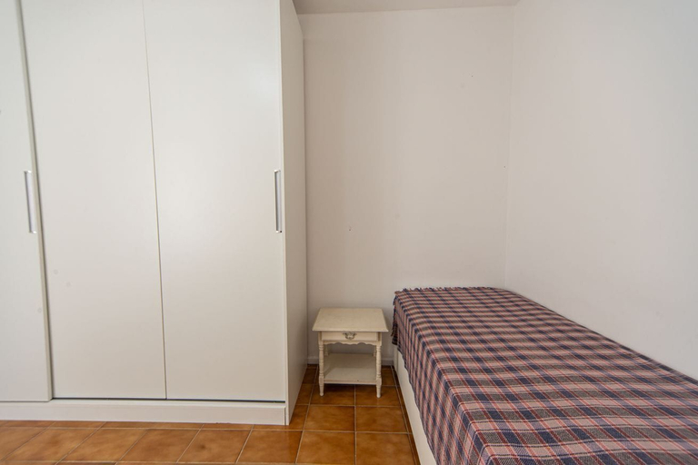 Room 2, Apartamento Para 6 Pessoas a 600m da Praia, Guarujá