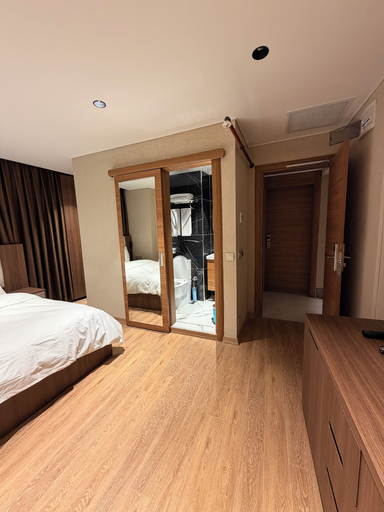 Room 4, CİTY İSTİKLAL, Beyoğlu